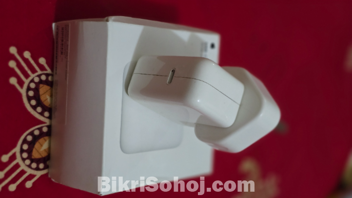 Apple USB-C 30W POWER Adapter